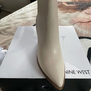 Womens heeled NIB Nine West heeled boots